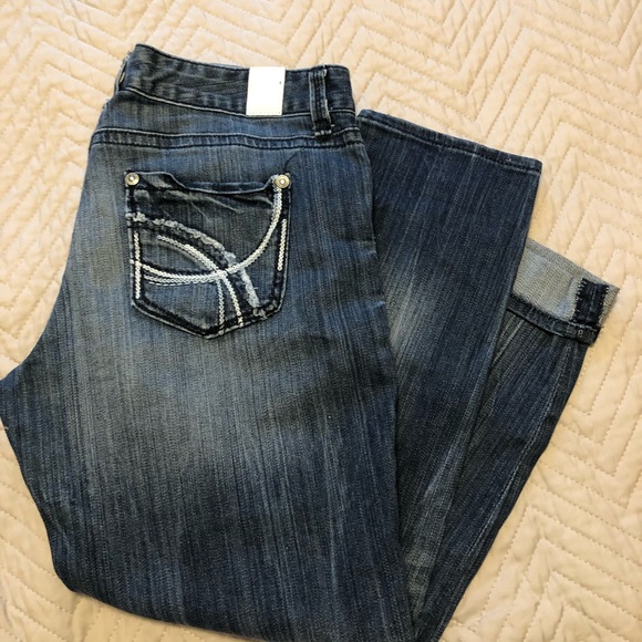 Maurice’s capris - Picture 1 of 2